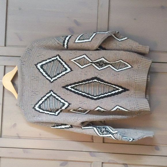 Vintage geometric wool-blend sweater - Picture 2 of 8